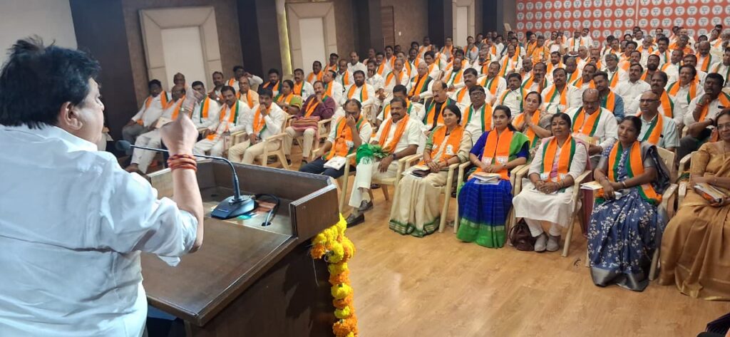 దేశవ్యాప్తంగా విస్తరించిన బలమైన పార్టీ బిజెపి