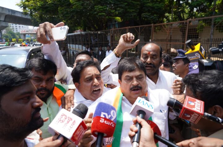 ఉద్రిక్తంగా మారిన బీజేపీ ‘అసెంబ్లీ ముట్టడి’