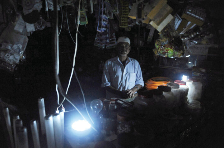 తీవ్ర ఇంధన సంక్షోభంలో పాకిస్థాన్‌