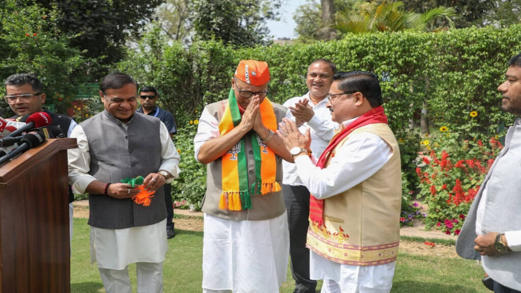 బీజేపీలో  చేరిన అస్సాం కాంగ్రెస్ ఎంపీ ప్రద్యుత్ బోర్డోలోయ్ 