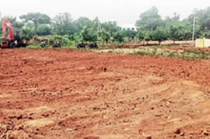 దేవాలయ భూముల నుంచి లక్షన్నర ఎకరాలకు మోక్షం!