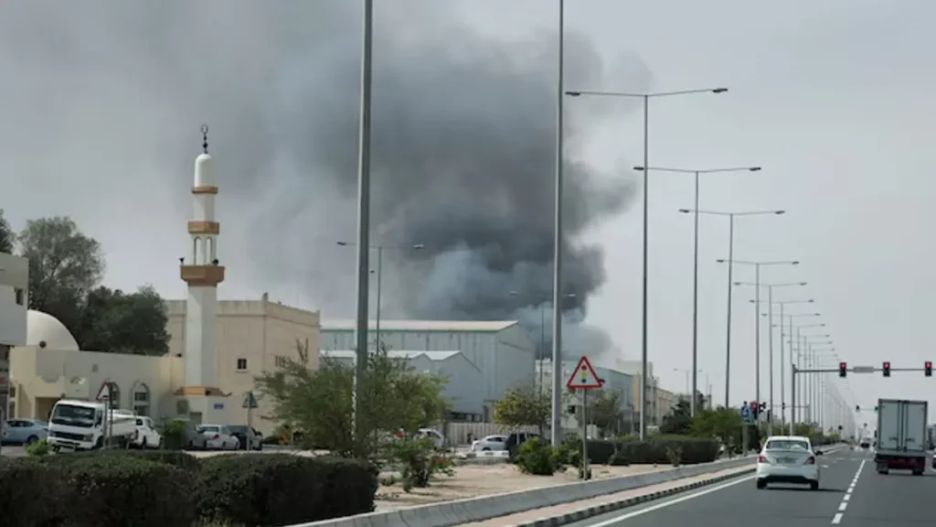 ఖతార్ లో చిక్కుకుపోయిన భారతీయులకు తాత్కాలిక వీసా 