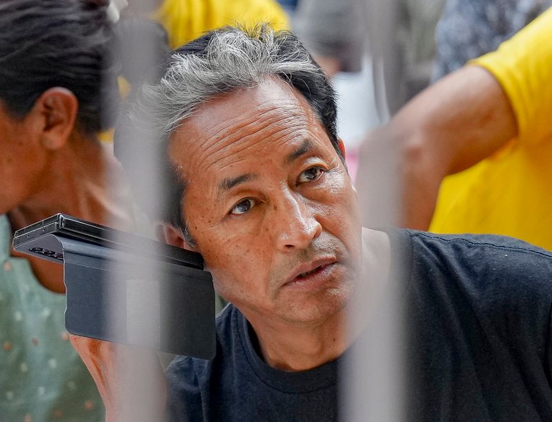 సామాజిక కార్యకర్త సోనమ్ వాంగ్‌చుక్​పై నిర్బంధం ఎత్తివేత