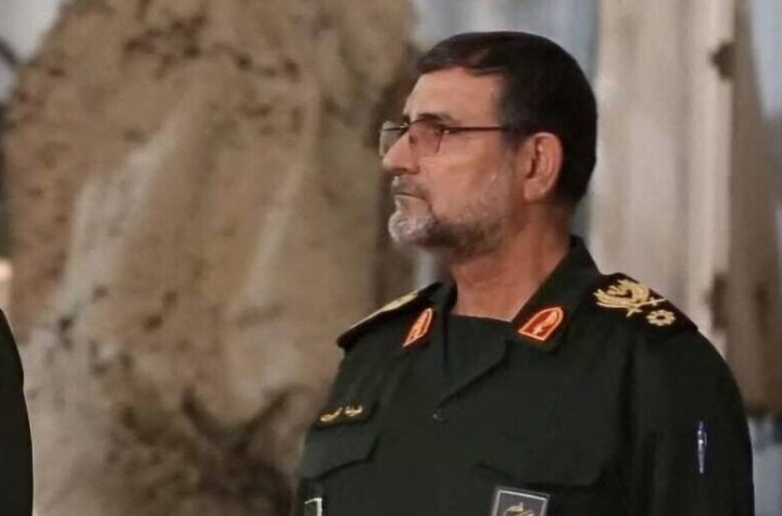 ఇరాన్ నౌకాదళ అధిపతి తంగ్సిరి  వైమానిక దాడిలో మృతి