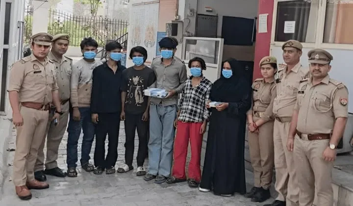 ఢిల్లీలో పాకిస్థాన్‌ లింక్డ్‌ గూఢచర్య ముఠా గుట్టురట్టు