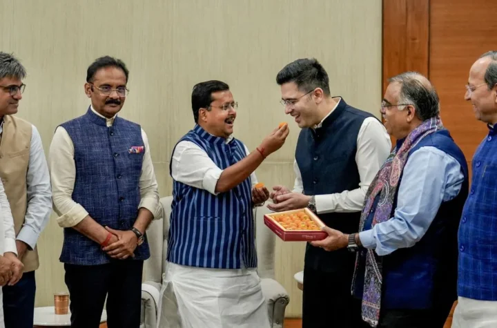 బీజేపీలో ఆప్ ఎంపీల విలీనాన్ని ఆమోదించిన రాజ్య‌స‌భ చైర్మెన్