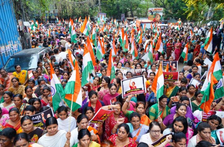 కాంగ్రెస్ మహిళా వ్యతిరేకత నిరసిస్తూ `మహిళా ఆగ్రహ యాత్ర’