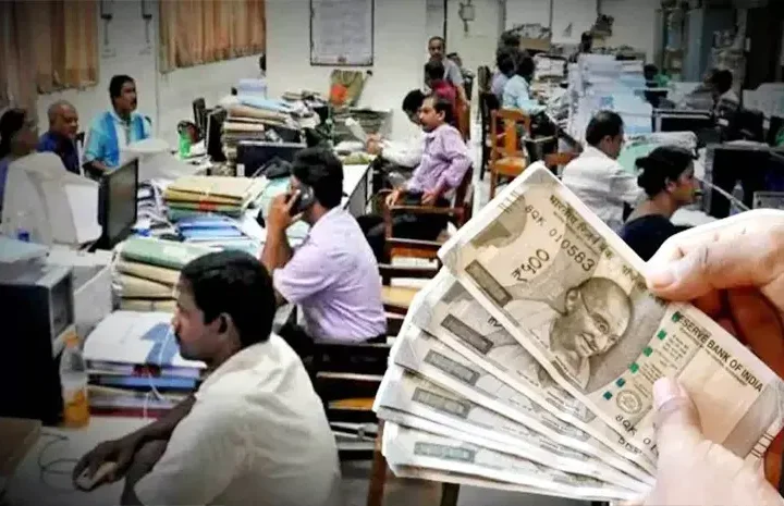 కేంద్ర ప్ర‌భుత్వ ఉద్యోగుల డీఏ 2 శాతం పెంపు