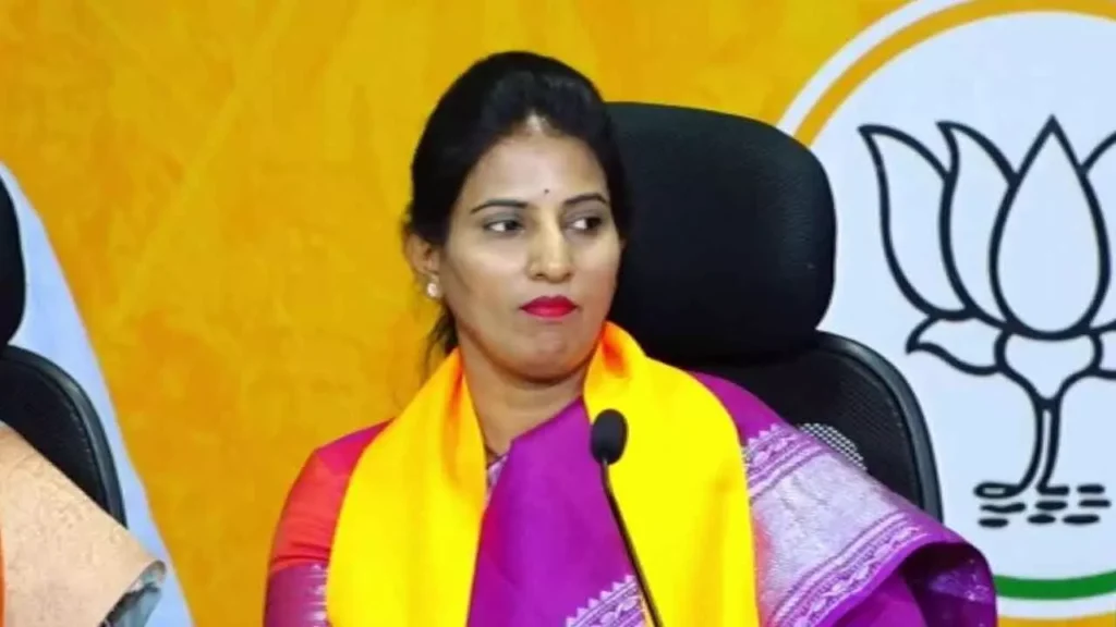 వర్దన్నపేటలో యువతిపై మృగాళ్ల గ్యాంగ్ రేప్ దారుణం 