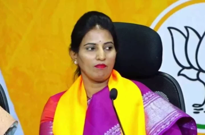 వర్దన్నపేటలో యువతిపై మృగాళ్ల గ్యాంగ్ రేప్ దారుణం 