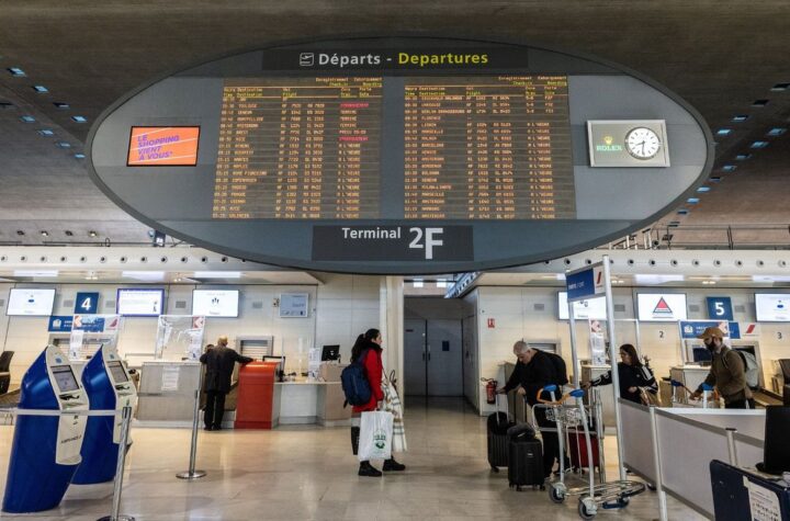 ఫ్రాన్స్ మీదుగా భారతీయులకు  ట్రాన్సిట్ వీసా అవసరం లేదు 