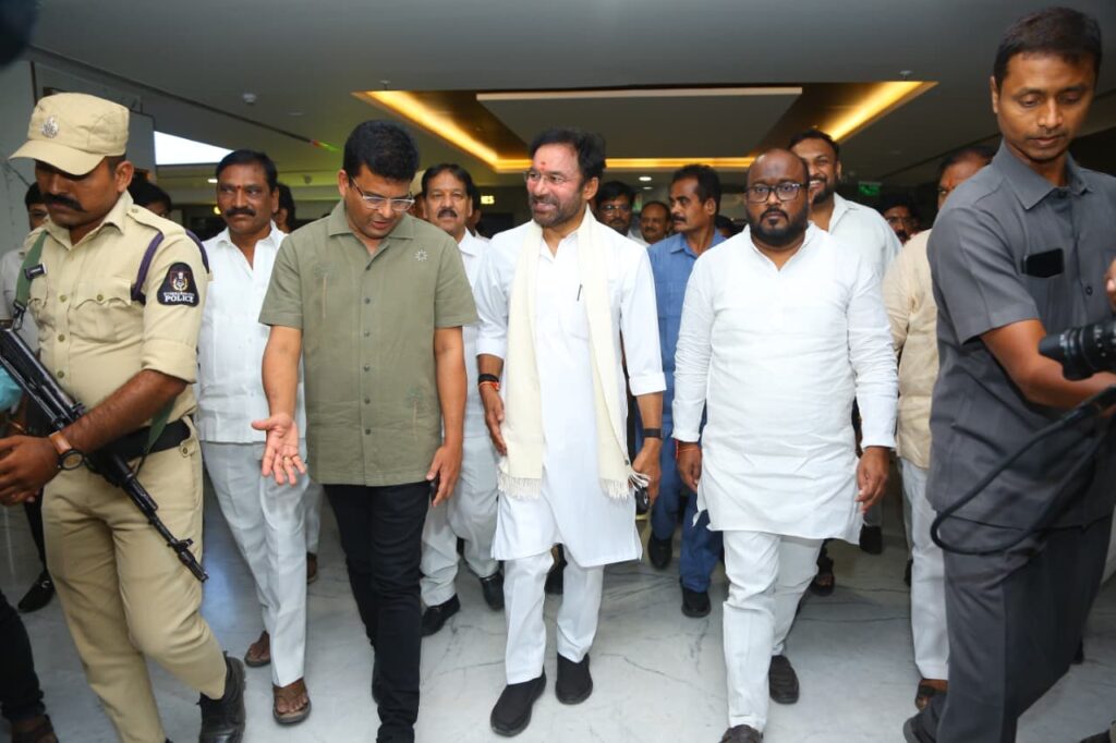 `దురంధర్ ది రివేంజ్’ సినిమా వీక్షించిన కిషన్ రెడ్డి