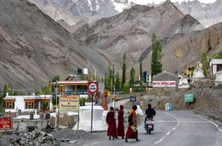 లద్దాఖ్‌లో కొత్తగా ఐదు జిల్లాల ఏర్పాటు