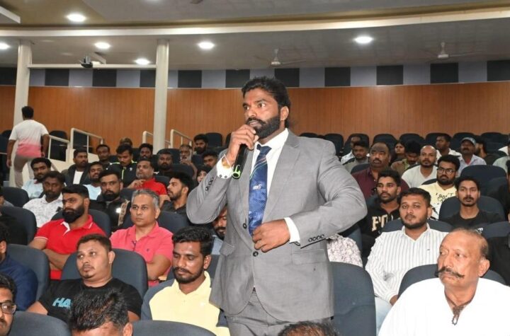 లవ్ జిహాద్ కేంద్రాలుగా  జిమ్నాజియంలు