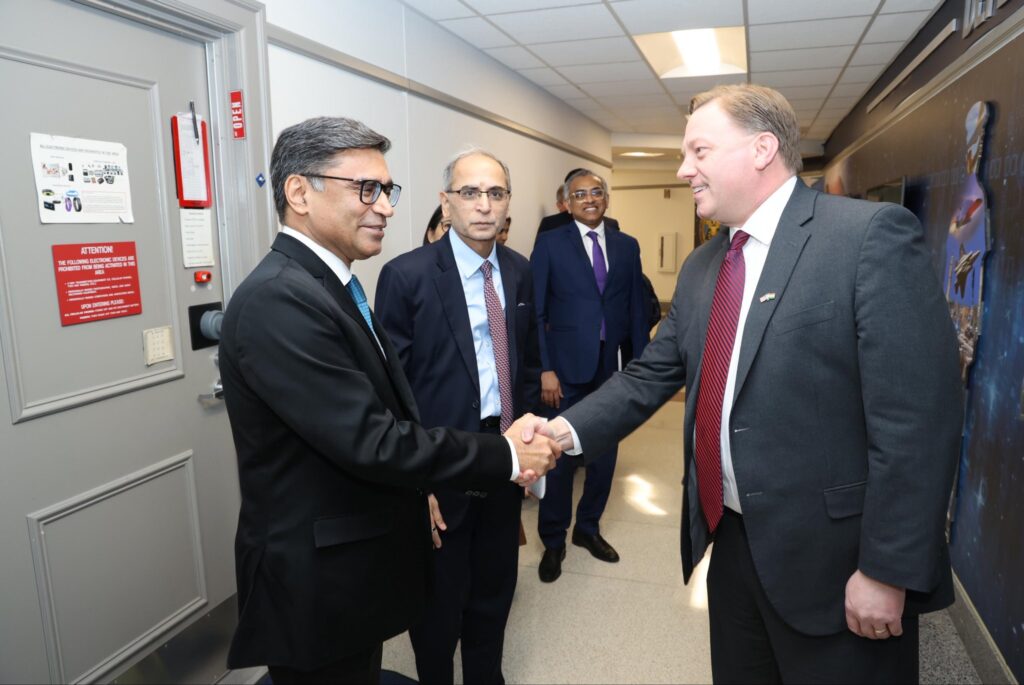 అమెరికాతో రక్షణ భాగస్వామ్యం విస్తృతిపై మిస్రీ చర్చలు