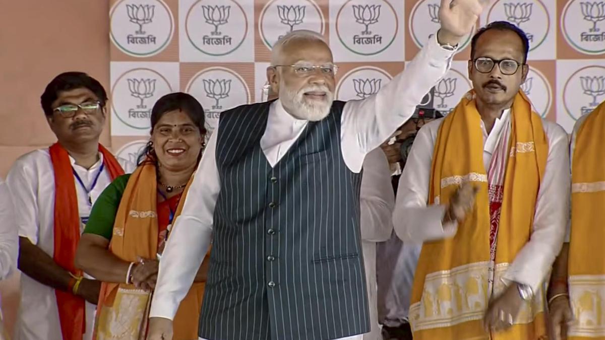 మహిళలకు న్యాయం దక్కకుండా కాంగ్రెస్‌తో కుమ్మక్కైన టిఎంసి