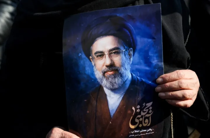 అపస్మారక స్థితిలో ఇరాన్ సుప్రీం లీడర్ మొజ్తాబా