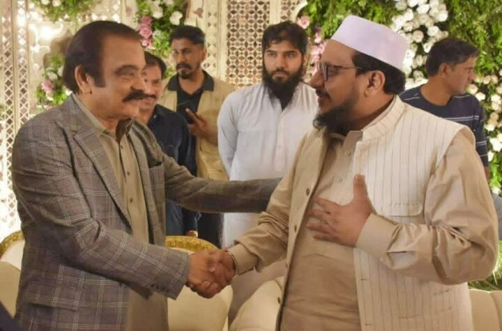 హఫీజ్ సయీద్ కొడుకుతో పాక్ ప్రధాని సలహాదారు!