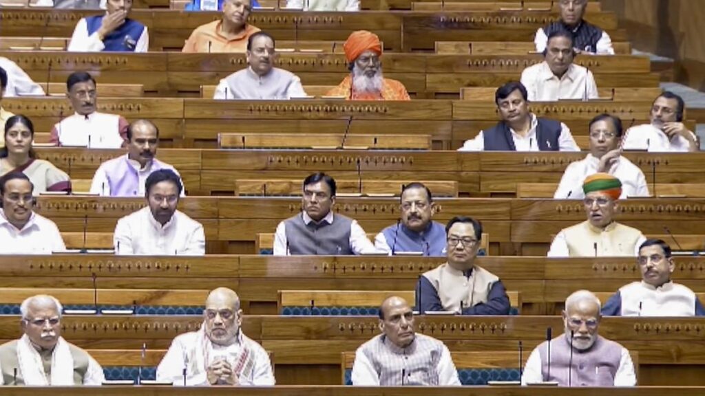 పార్లమెంట్ సమావేశాలు నిరవధికంగా వాయిదా