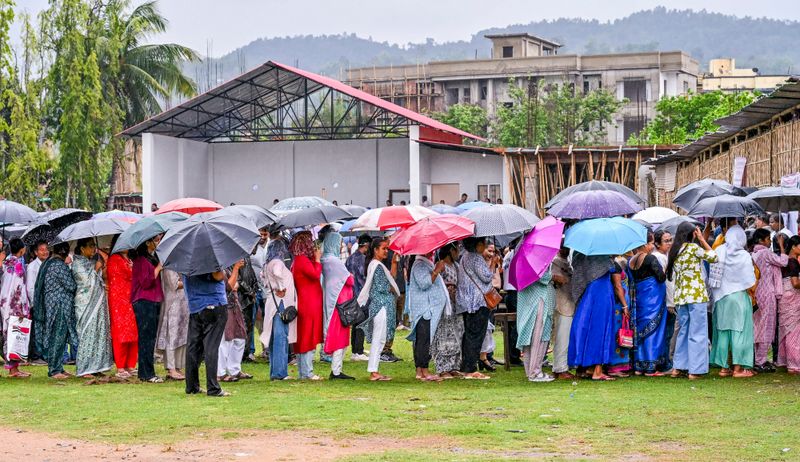 అసోం, కేరళ, పుదుచ్చేరిలో ప్రశాంతంగా భారీ పోలింగ్