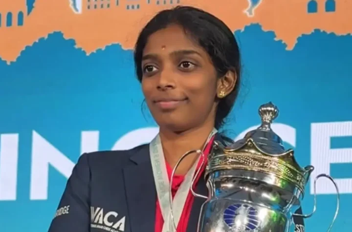 ఫిడే మహిళల క్యాండిడేట్స్‌ టోర్నీ విజేతగా వైశాలి