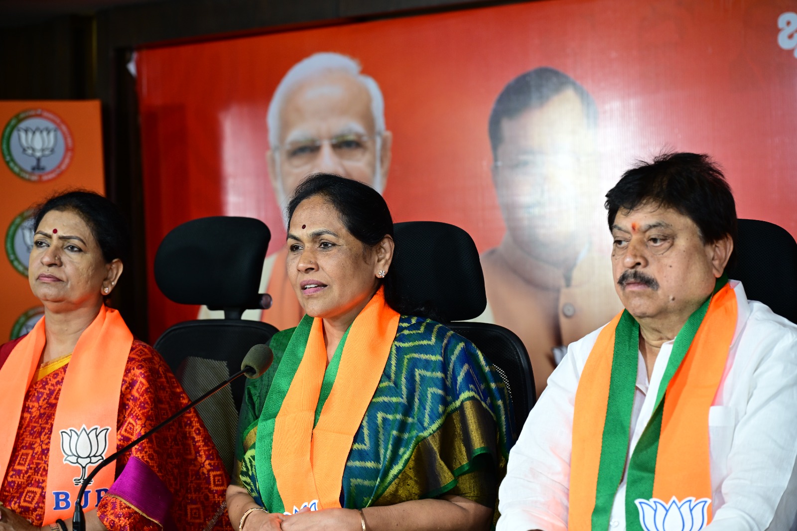 దక్షిణ భారత్ ను, మహిళలను వంచించిన కాంగ్రెస్, ఇండీ కూటమి 