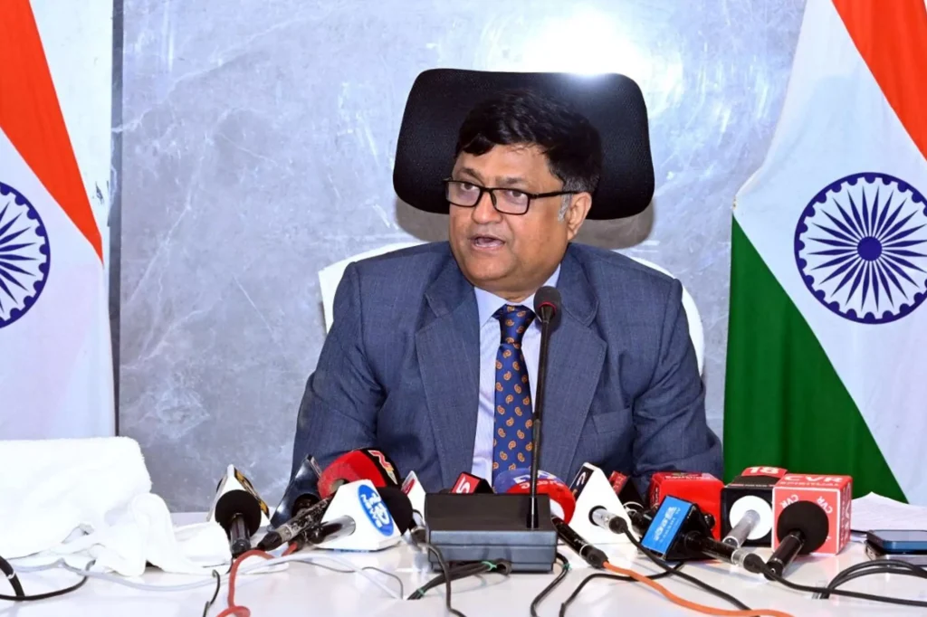 రైల్వేలలో ఆదాయంలో, లోడింగ్‌లో 5వ స్థానంలో వాల్తేరు డివిజన్‌