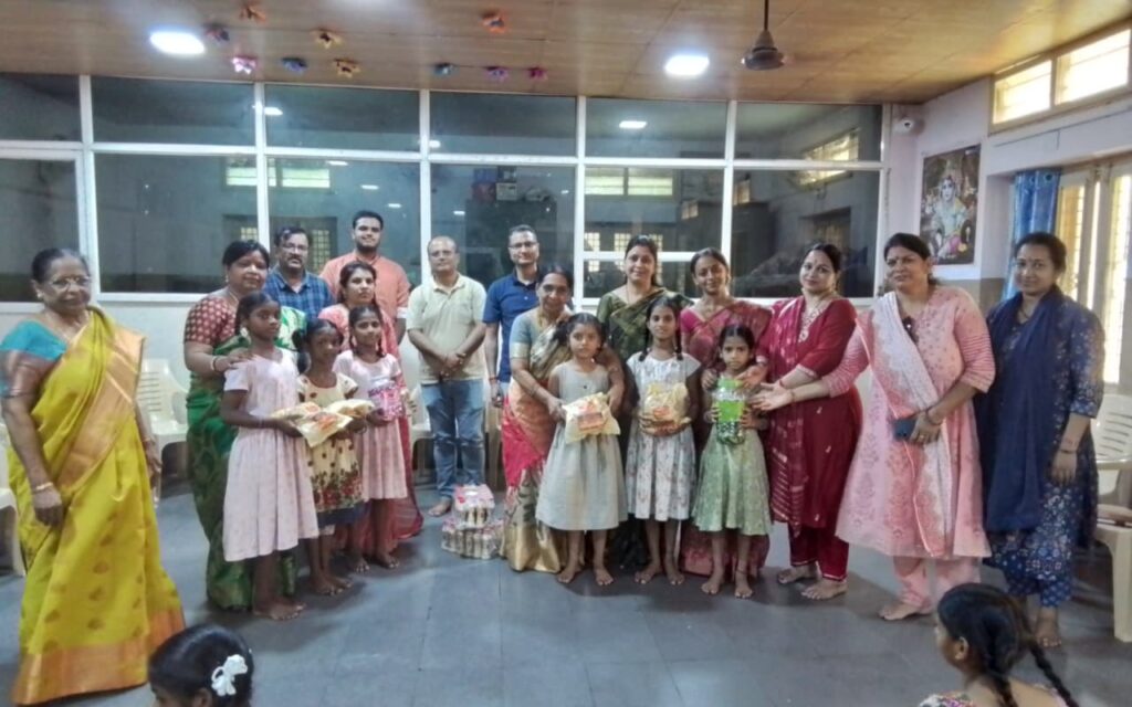 శని జయంతి సందర్భంగా సామూహిక అన్నదానం