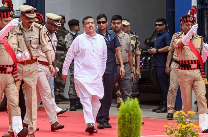 అక్రమ వలసదారుల కోసం బెంగాల్ లో నిర్బంధ కేంద్రాలు