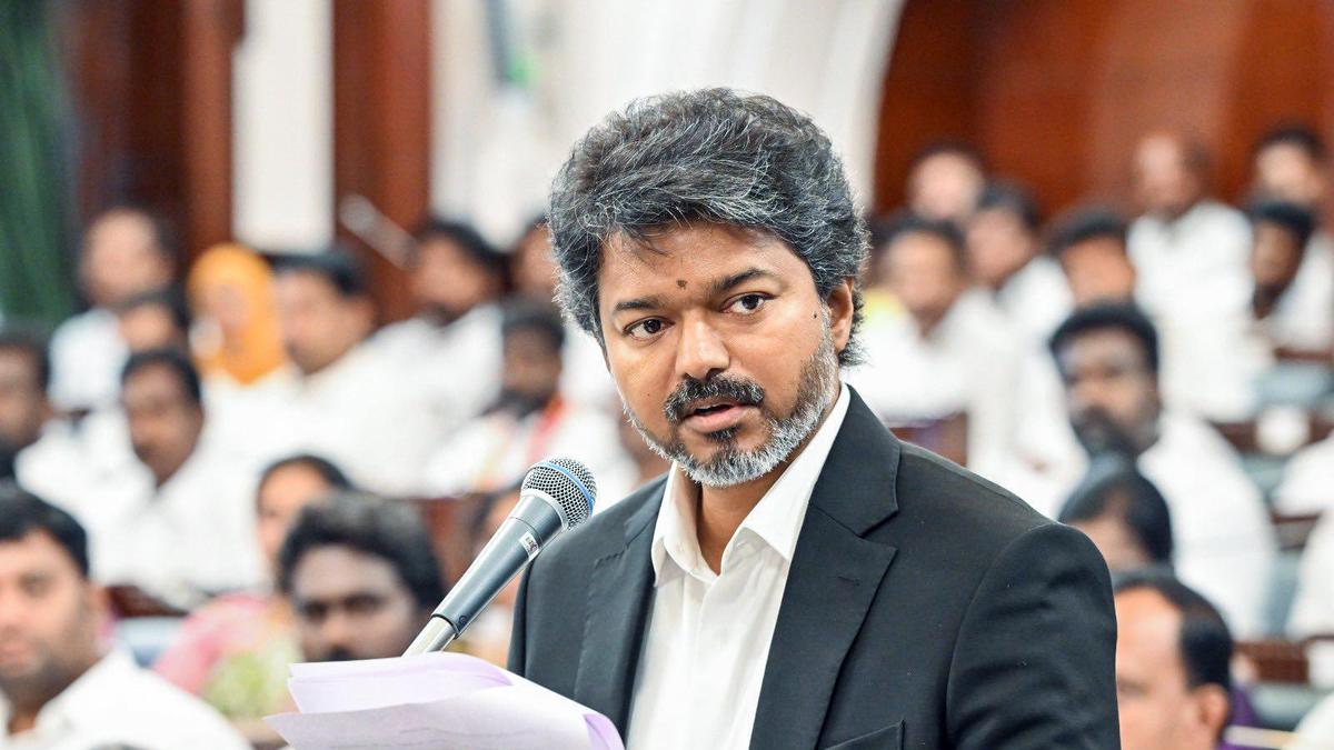`సనాతన ధర్మం’ ఎలుకల బోనులో చిక్కుకున్న సీఎం విజయ్ 