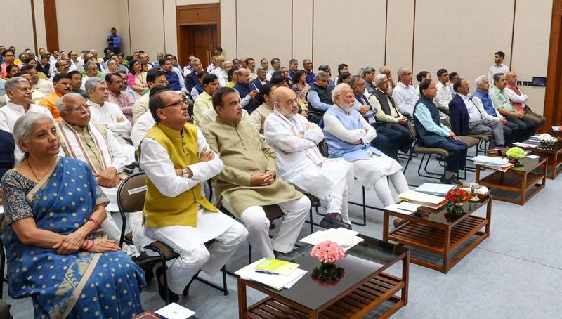 ప్రత్యామ్నాయ ఇంధన వనరులను తక్షణమే అన్వేషించాలి