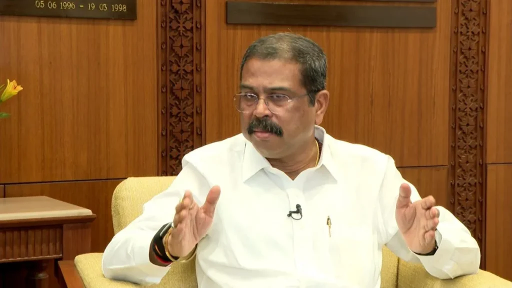 నీట్ పరీక్షలో అవకతవకలు.. విద్యా మాఫియాపై కఠిన చర్యలు 