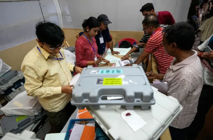 బెంగాల్ ఫాల్తా నియోజకవర్గంలోని 285 బూత్ల్లో 21న రీ పోలింగ్ 