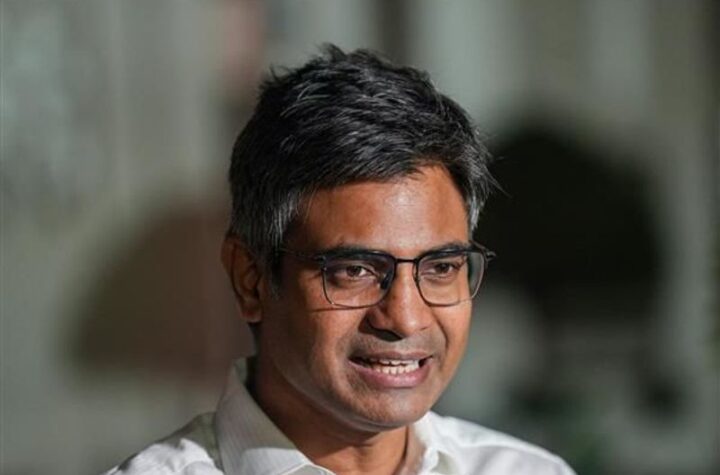 బీజేపీలో చేరిన సందీప్ పాఠక్‌పై పంజాబ్ లో రెండు కేసులు
