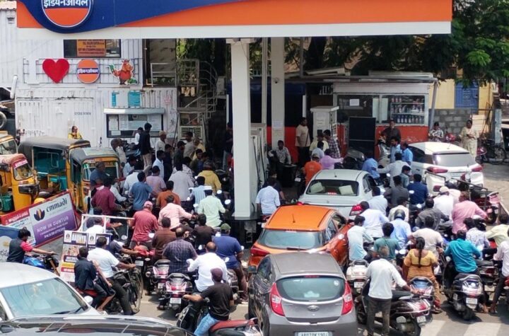 పెట్రోల్‌, డీజిల్‌పై లీటరుకు రూ.3 చొప్పున పెంపు