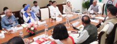 దేశంలో 60 రోజులకు సరిపడా ఇంధనం