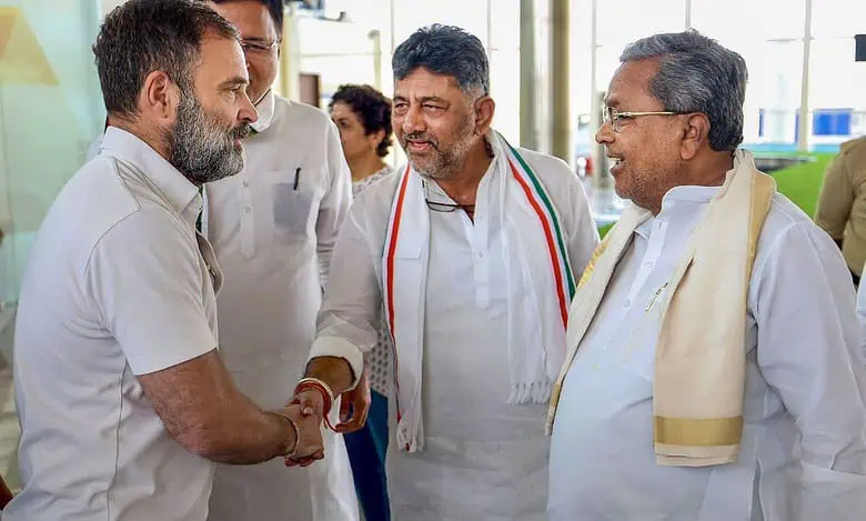 రాహుల్, శివకుమార్ లపై సిద్దరామయ్య బిసి జనగణన పిడుగు!