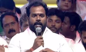పవన్ కళ్యాణ్ ఆగ్రహంతో విప్‌ ‌పదవికి అరవ శ్రీధర్‌ రాజీనామా