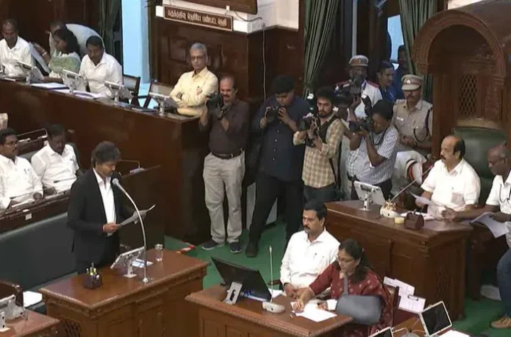 144 ఓట్ల‌తో బ‌ల‌ప‌రీక్ష‌లో నెగ్గిన సీఎం విజ‌య్‌