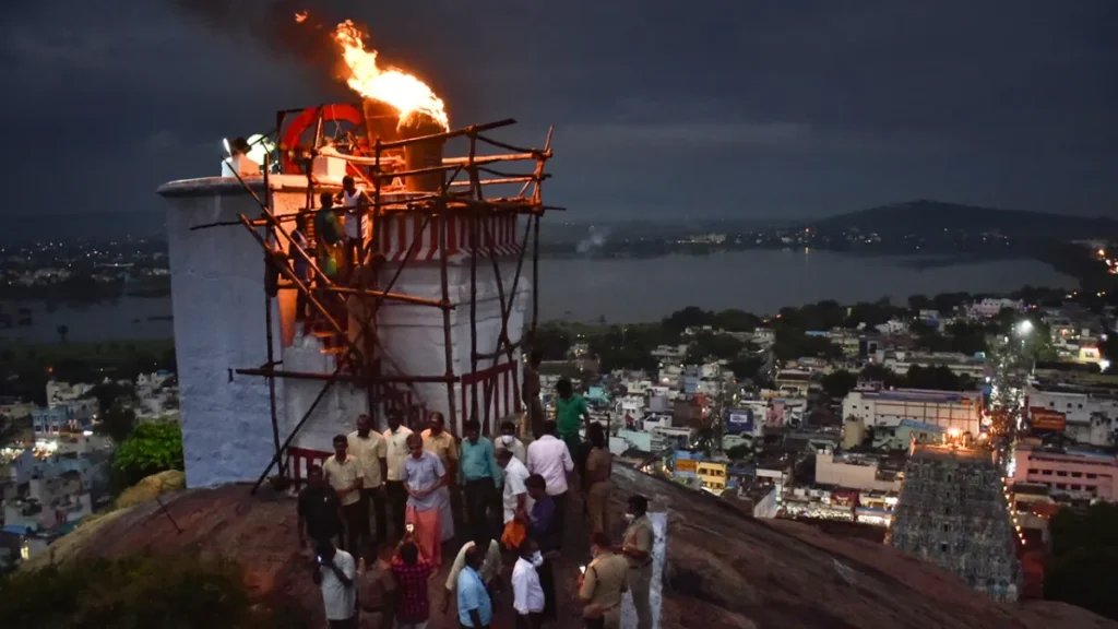 తిరుపరకుండ్రం కొండ దీపంపై సుప్రీంను ఆశ్రయించిన తమిళనాడు 
