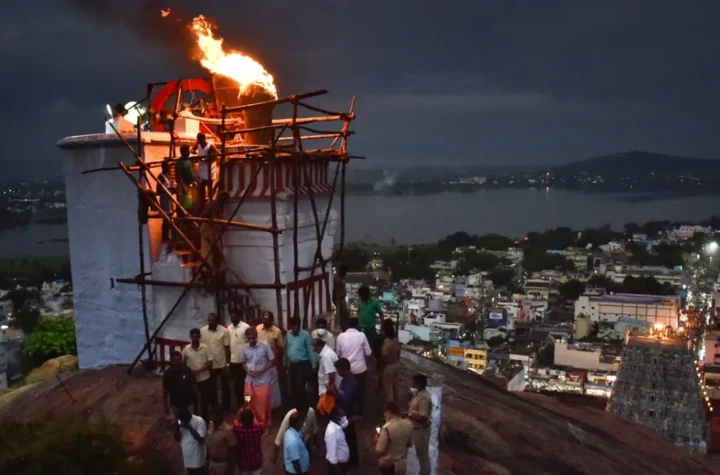 తిరుపరకుండ్రం కొండ దీపంపై సుప్రీంను ఆశ్రయించిన తమిళనాడు 