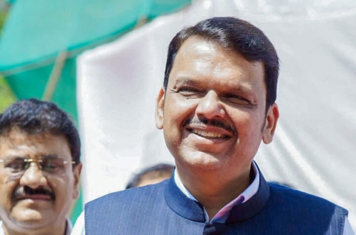 మహారాష్ట్రలో రూ.2 లక్షల వరకు వ్యవసాయ రుణాలు మాఫీ