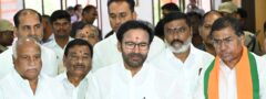 నన్ను ఆపేటోడు తెలంగాణ గడ్డపై పుట్ట లేదు