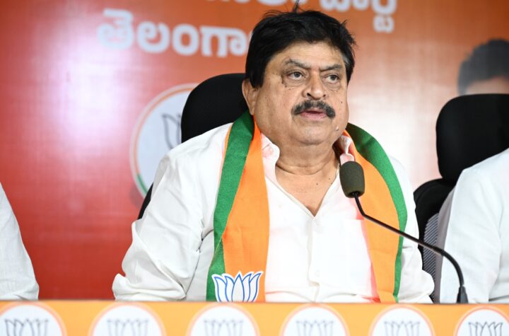కాంగ్రెస్ పార్టీ మనస్తత్వమే హిట్లర్ మనస్తత్వం