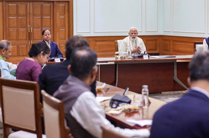 70 బిలియన్ డాలర్ల విదేశీ నిధులకై ఆశాభావం  