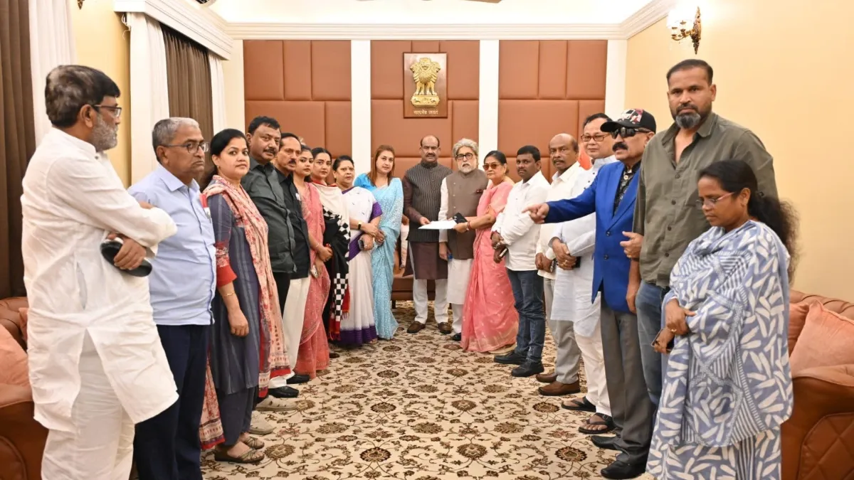 రెబల్ టీఎంసీ ఎంపీలు 20 మంది ఎన్‌సీపీఐలో విలీనం..స్పీకర్ కు లేఖ