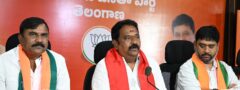 ఫీజు రీయింబర్స్‌మెంట్ బకాయిలు వెంటనే విడుదల చేయాలి