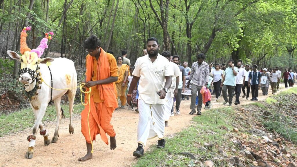 గోసేవ ప్రాముఖ్యతపైతిరుపతిలో ‘వాక్ టూ హీల్’ వాకథాన్