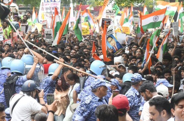 తీవ్ర ఉద్రిక్తలకు దారితీసిన సీజేపీ ‘చలో పార్లమెంట్’