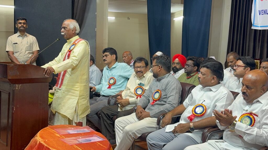 పాత్రికేయుల సంక్షేమంపై ప్రత్యేక దృష్టి అవసరం 